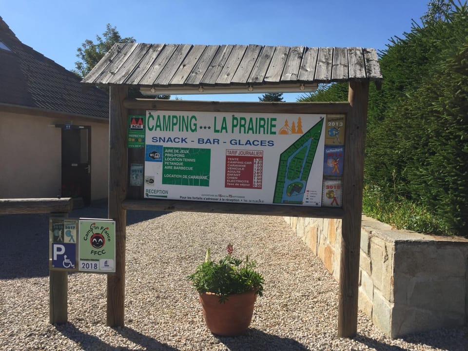 Camping La Prairie Campground/ 
RV Resort in Provence-Alpes-Côte d'Azur