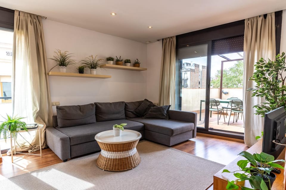 Céntrico apartamento con terraza Apartment in Barcelona