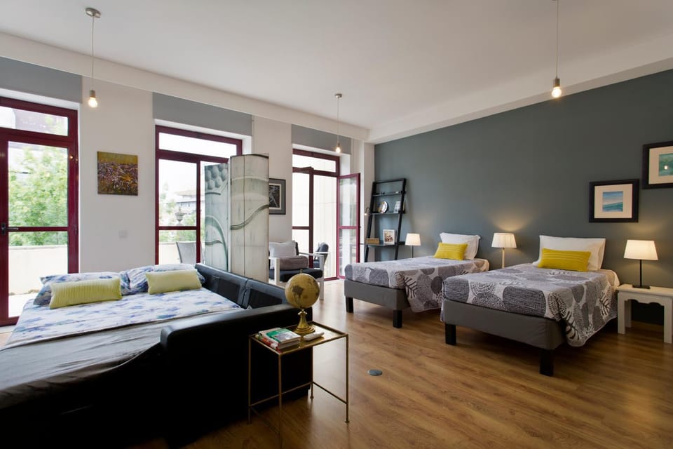 Bed, Photo of the whole room, Bedroom, air conditioner