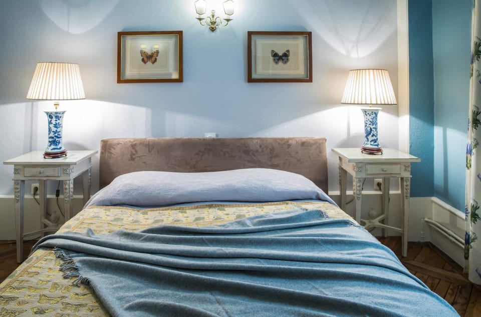 Property building, Bed, Photo of the whole room, Bedroom