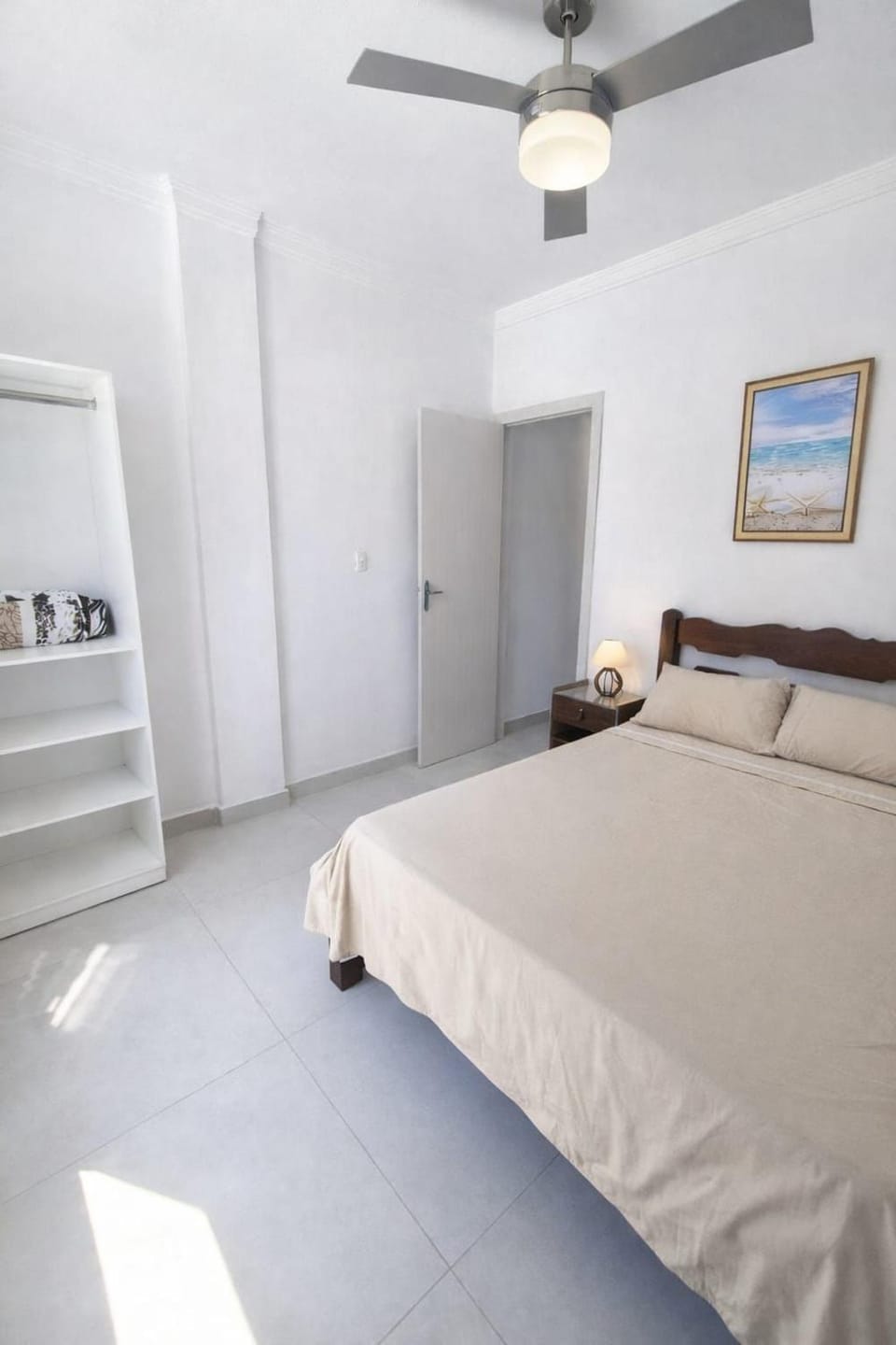 Apartlaguna Prime Apartment in Laguna