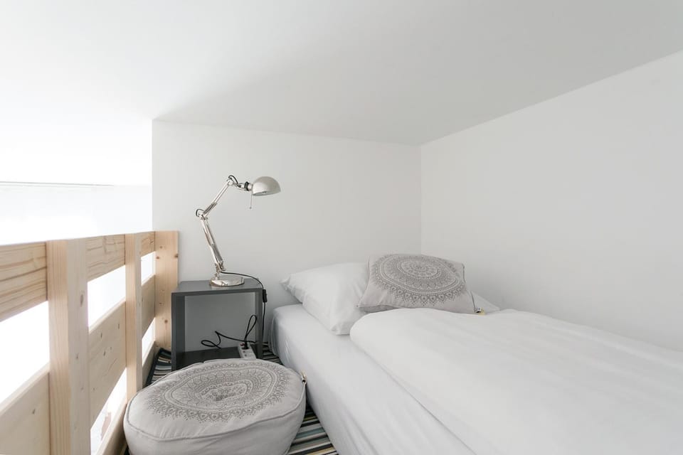 bunk bed