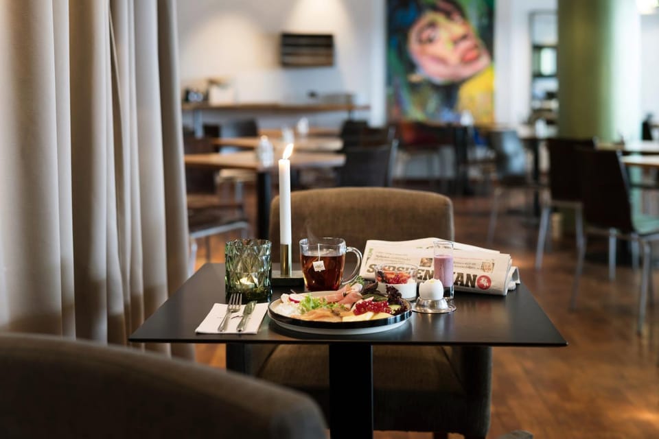 Restaurant/places to eat, Food and drinks, Decorative detail, Continental breakfast, Buffet breakfast