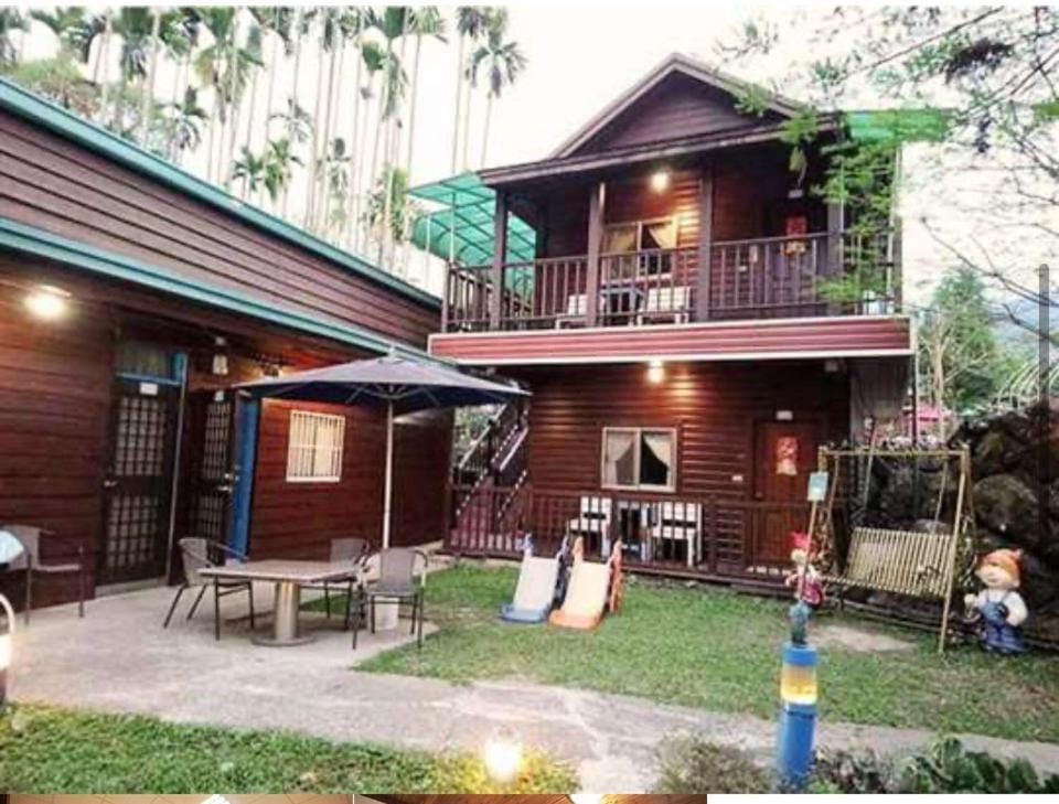 Property building, Patio, Natural landscape, Garden, Garden view
