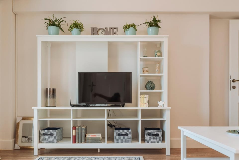 Communal lounge/ TV room, TV and multimedia, Living room, Evening entertainment