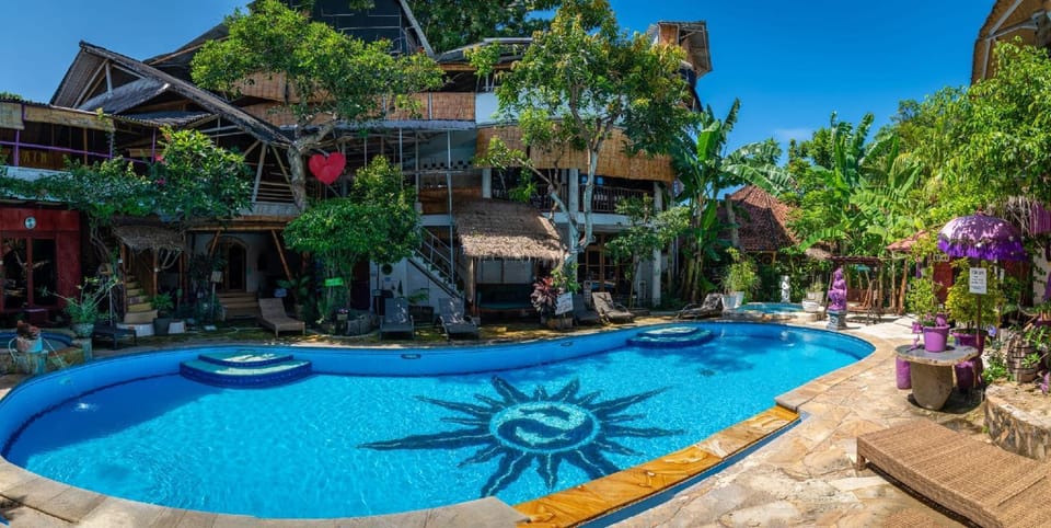 Property building, Swimming pool