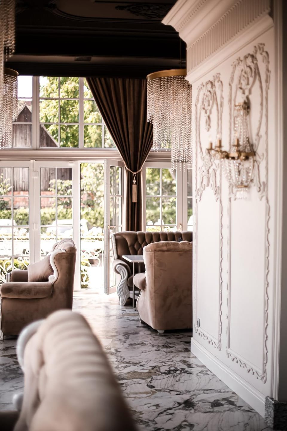 Hotel Aristocrat Inn in Ukraine