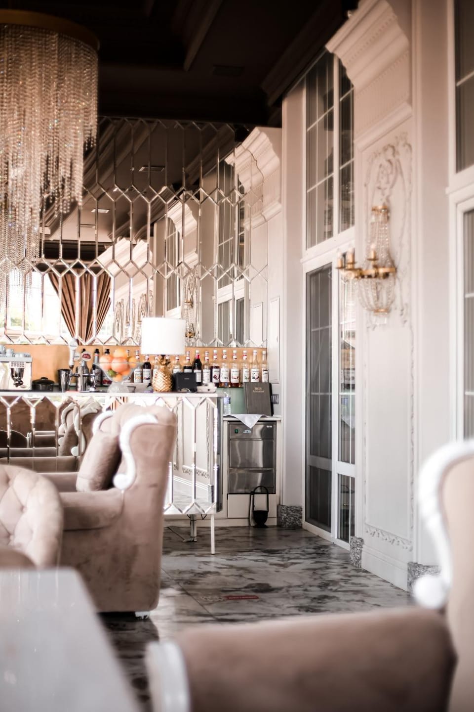 Hotel Aristocrat Inn in Ukraine