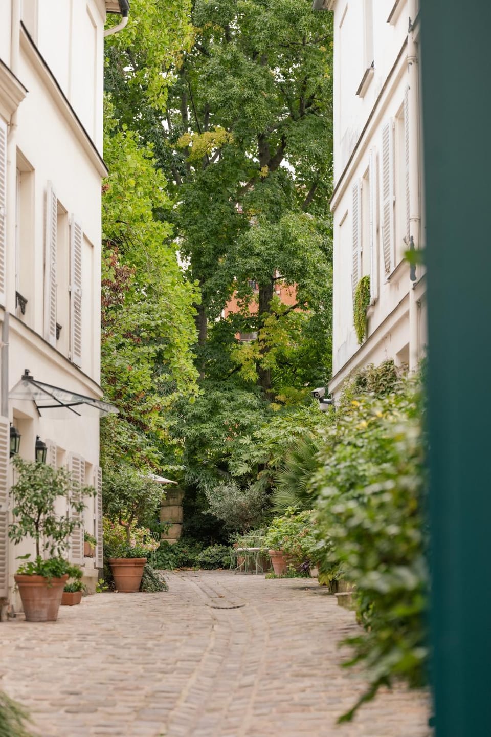 Facade/entrance, Garden, Garden view, Inner courtyard view