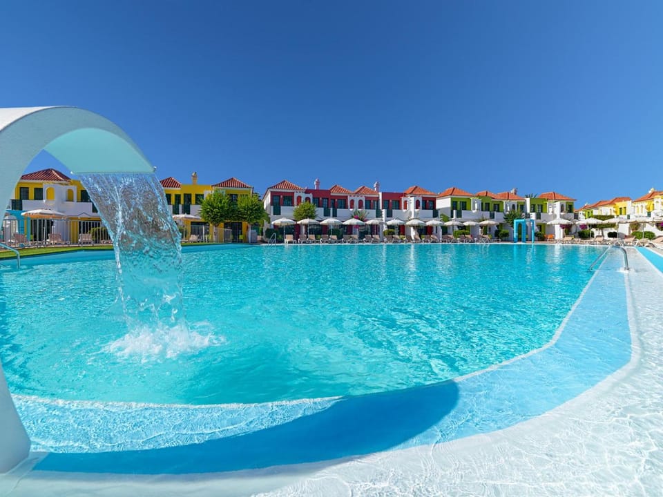 Day, Pool view, Swimming pool