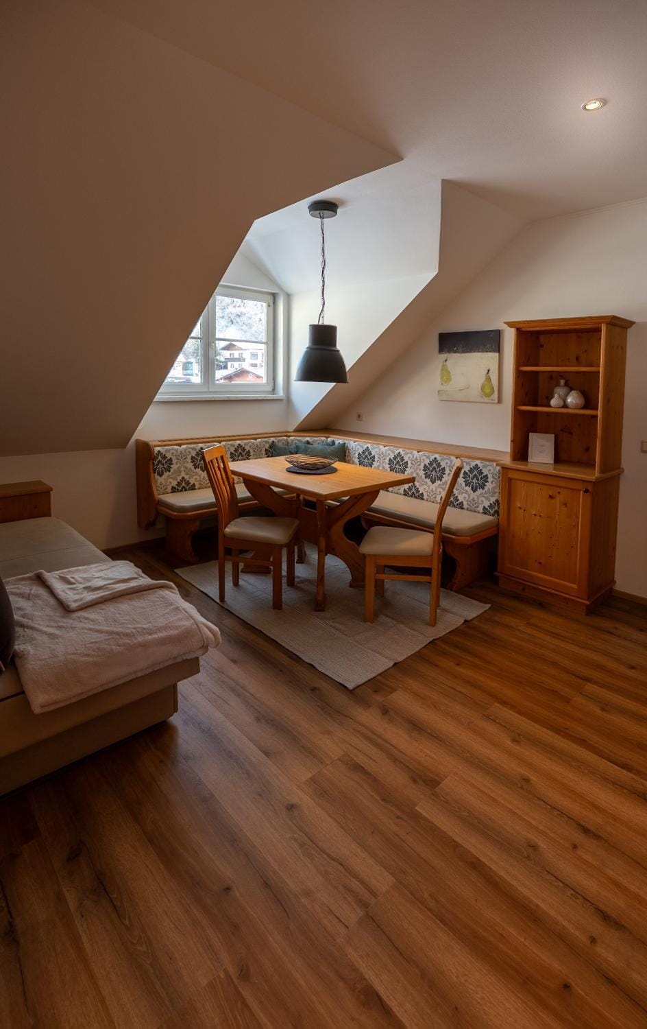 Communal lounge/ TV room, Living room, Dining area