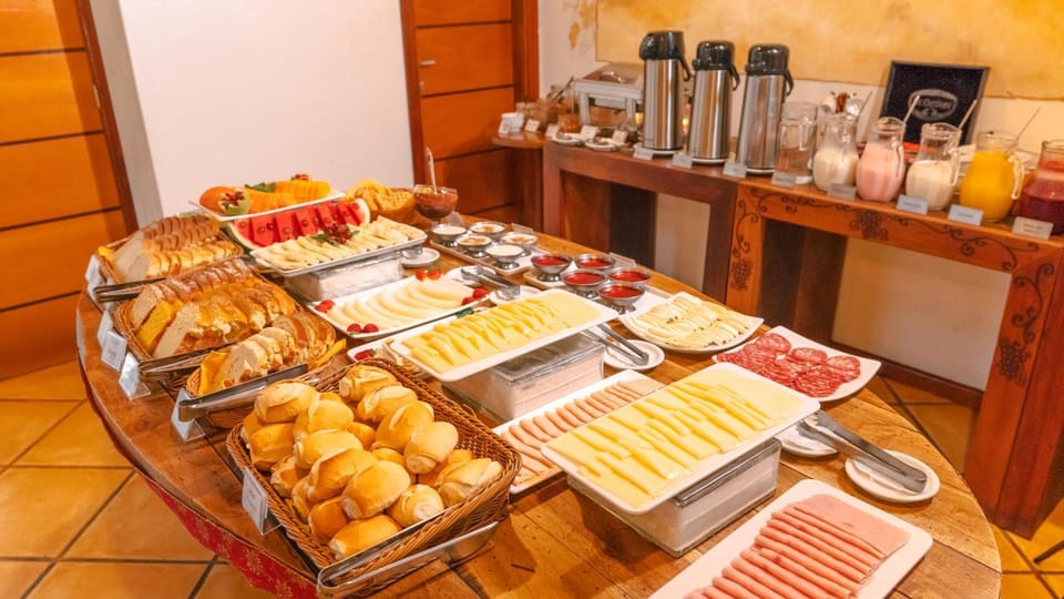 Breakfast, Buffet breakfast