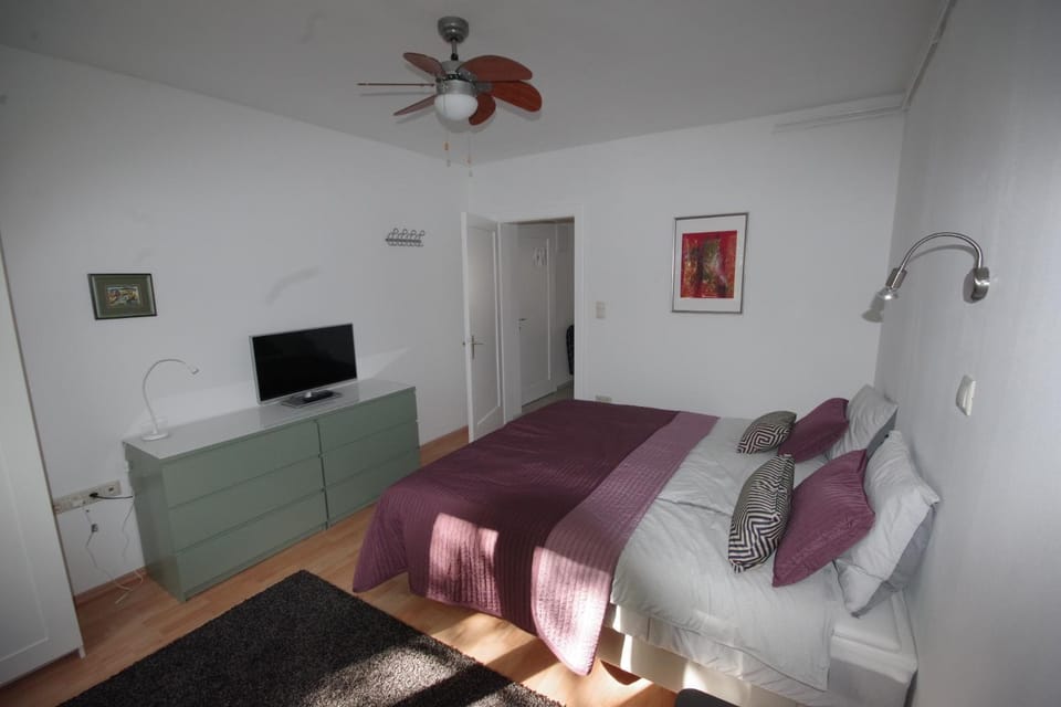 Living room, Bedroom