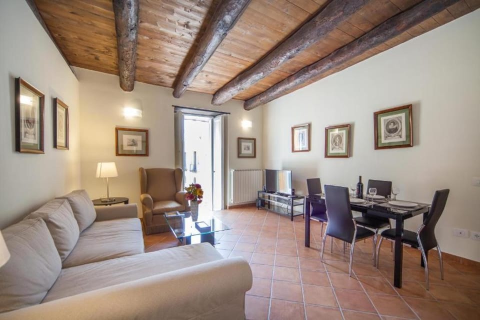 Palazzo Marigliano Bed and Breakfast in Naples