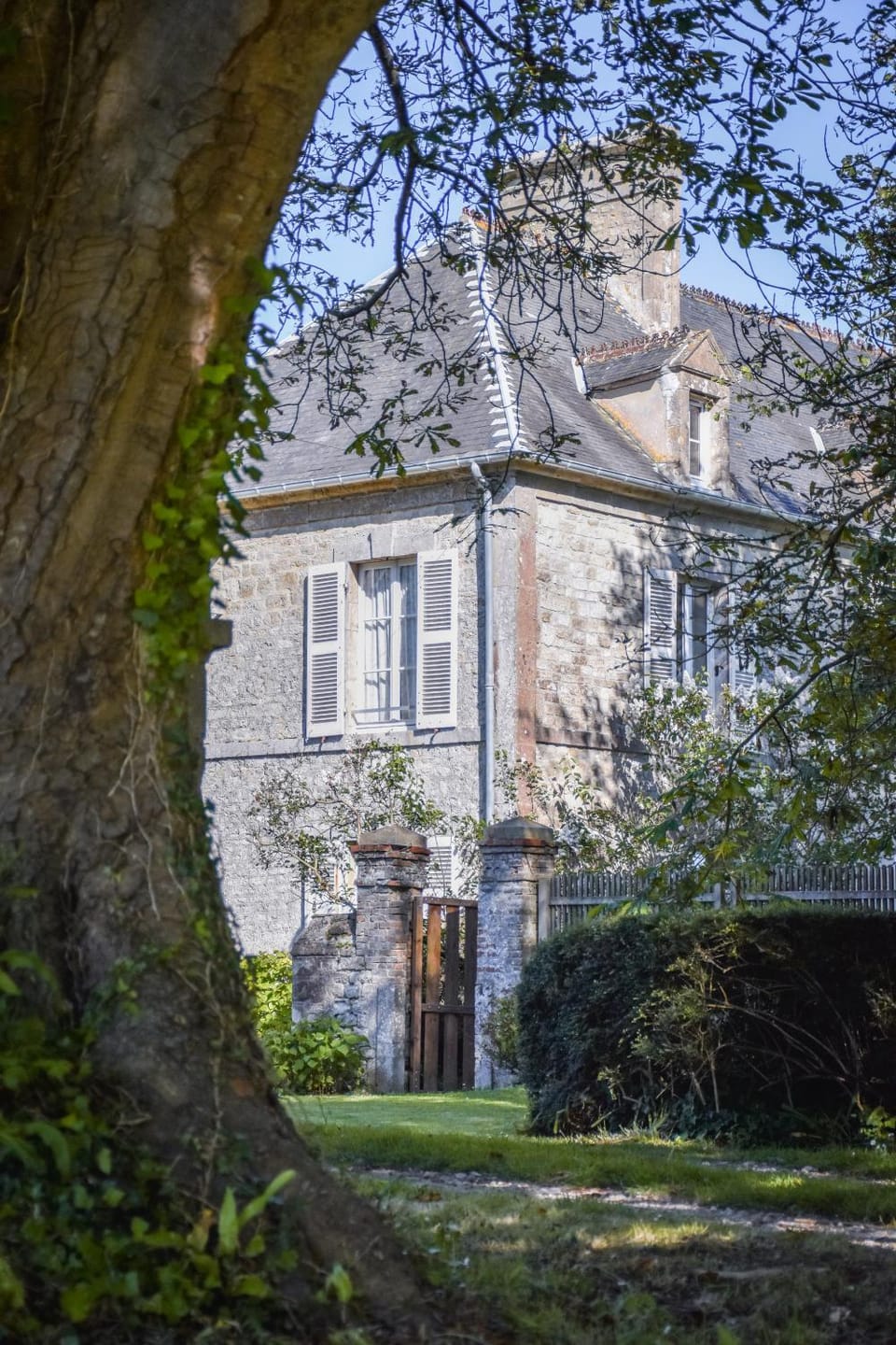 Property building, Garden