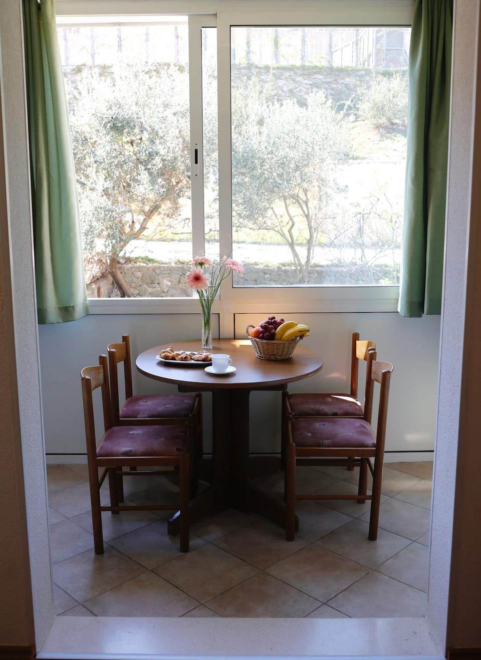 Balcony/Terrace, Garden view