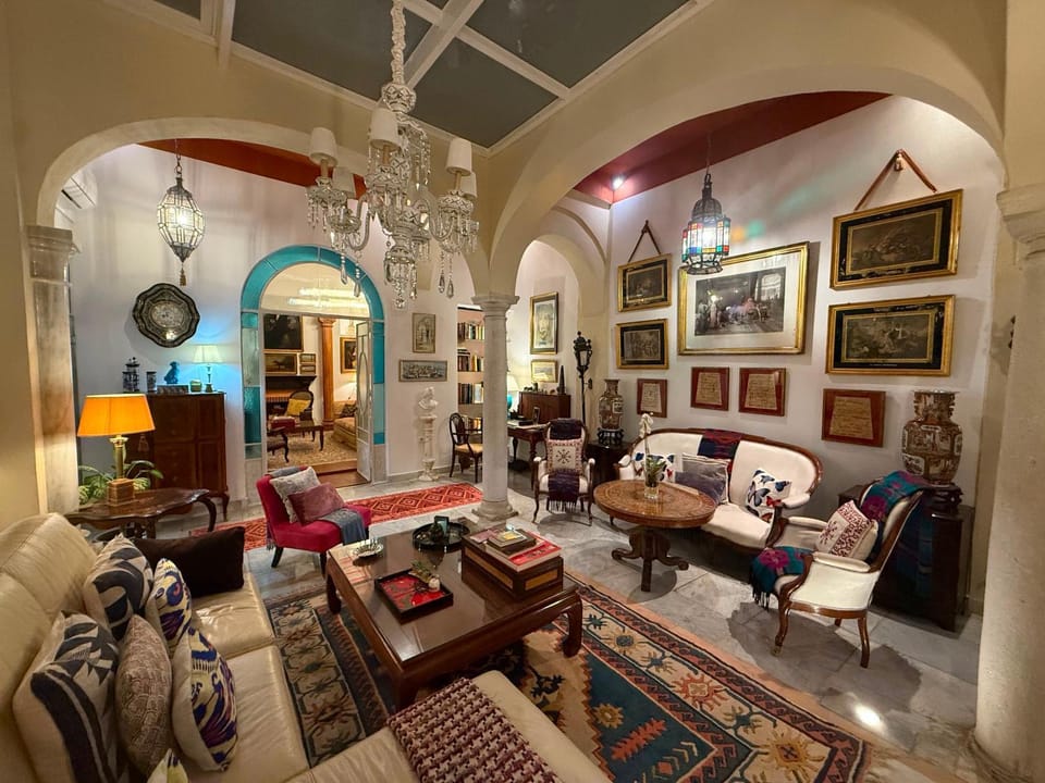 CASA SEÑORIAL EN SEVILLA CENTRO,Calle Mármoles Apartment in Seville