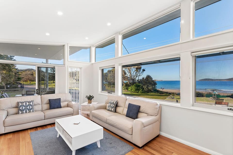 serenity at Fingal Bay 1 House in Fingal Bay