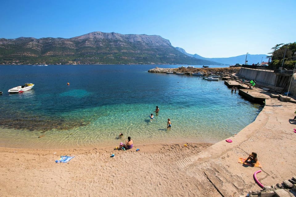 Beach, Mountain view