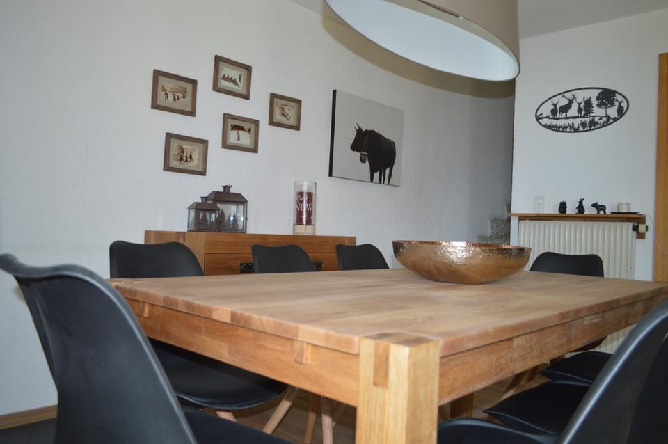 Decorative detail, Dining area