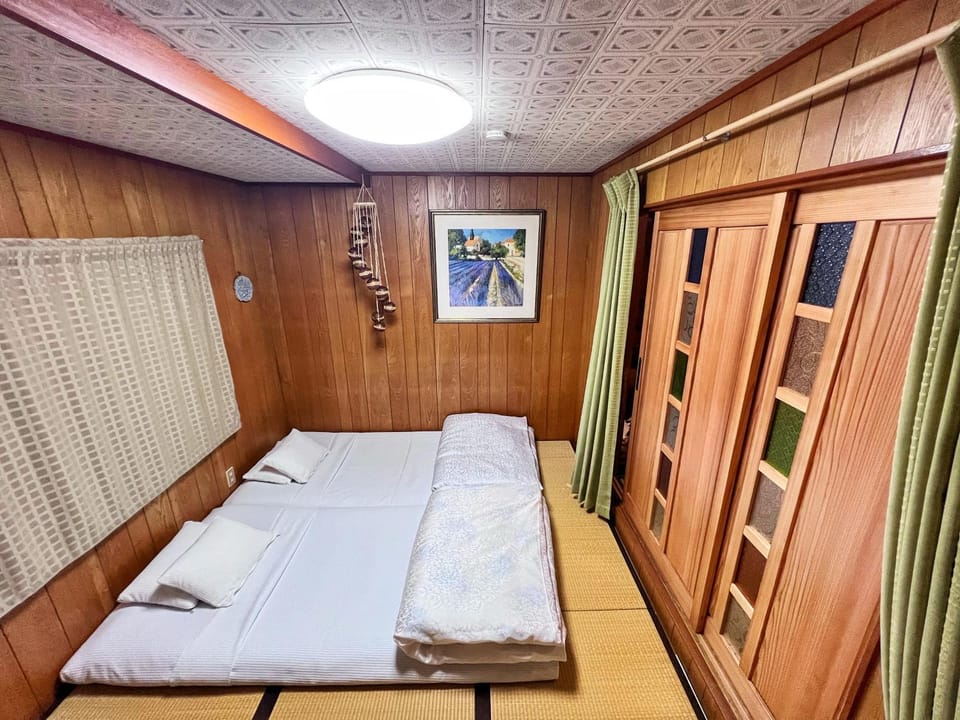 Bighem Maison Bed and Breakfast in Osaka Prefecture