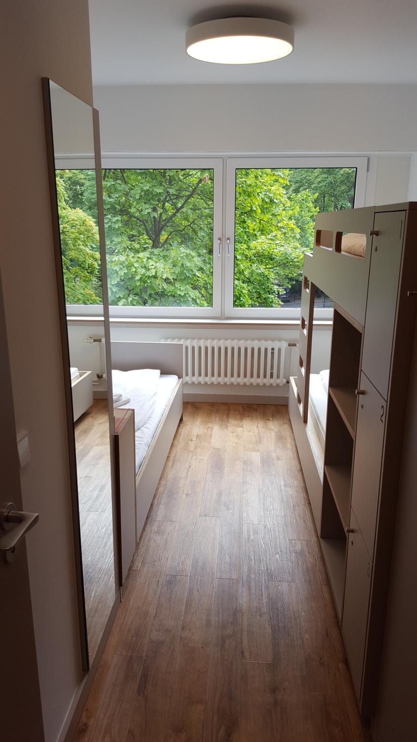 Bed, Garden view