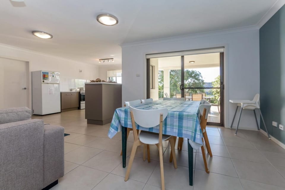 Beach House 1 20 Pacific Drive House in Fingal Bay