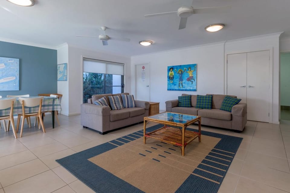 Beach House 1 20 Pacific Drive House in Fingal Bay