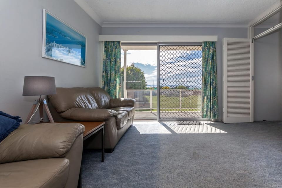 Castaways Unit 1 17 Shoal Bay Road Apartment in Shoal Bay