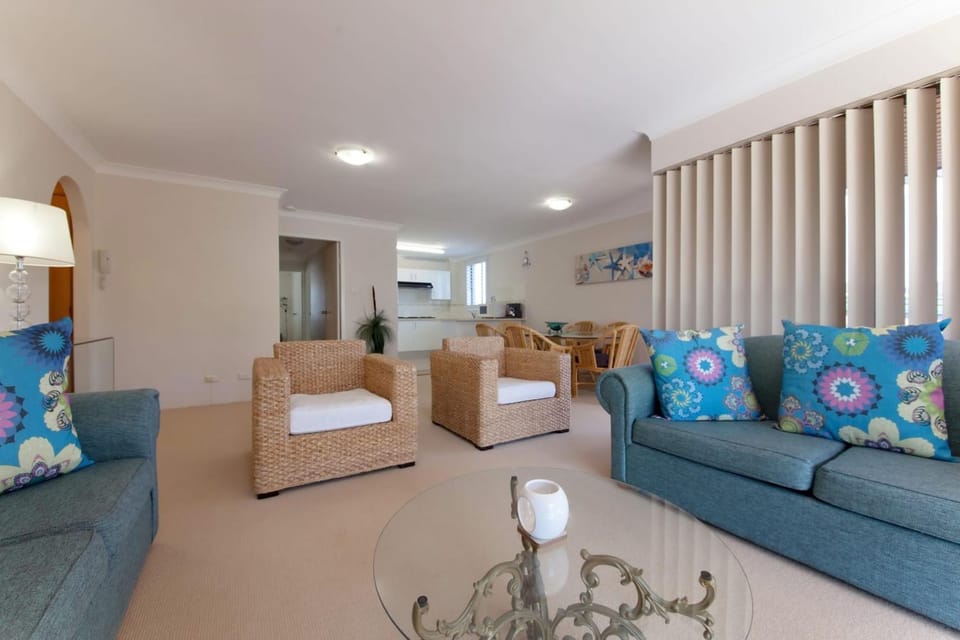 Kamilaroi, 6/58-60 Magnus Street Apartment in Nelson Bay