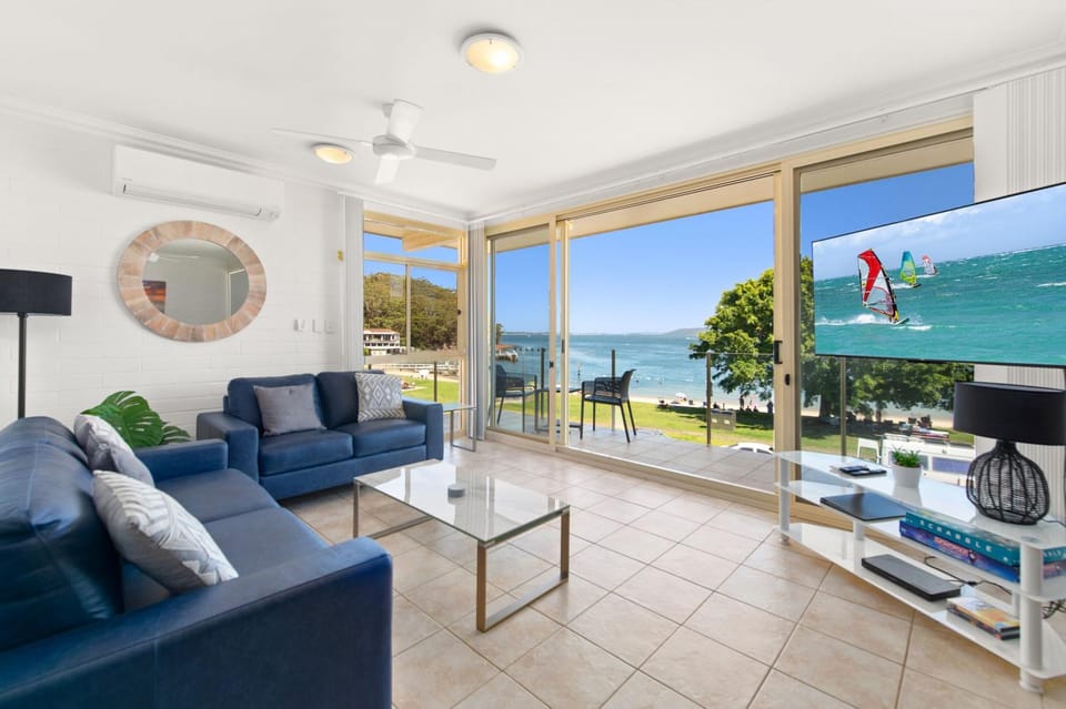 Little Hut Unit 3 20 Kurrawa Close Apartment in Nelson Bay