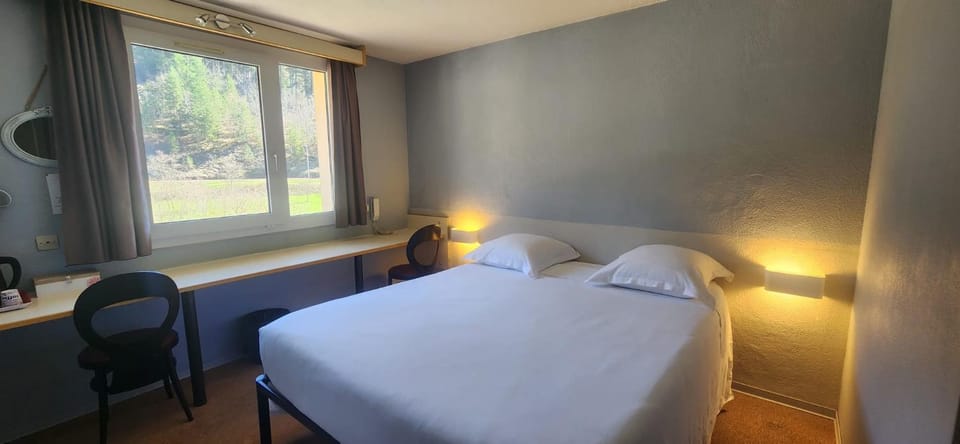 Hôtel du Pont Neuf Hotel in Auvergne-Rhône-Alpes