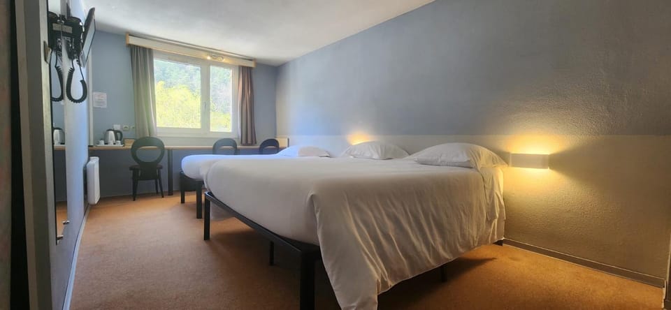 Hôtel du Pont Neuf Hotel in Auvergne-Rhône-Alpes