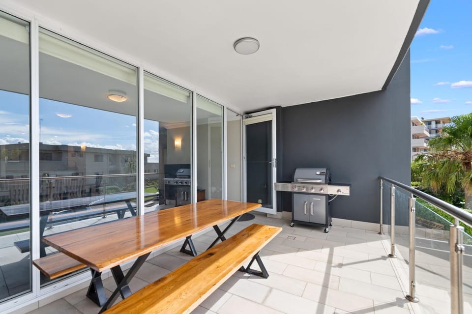 Oasis Unit 3 5 Laman Street Apartment in Nelson Bay