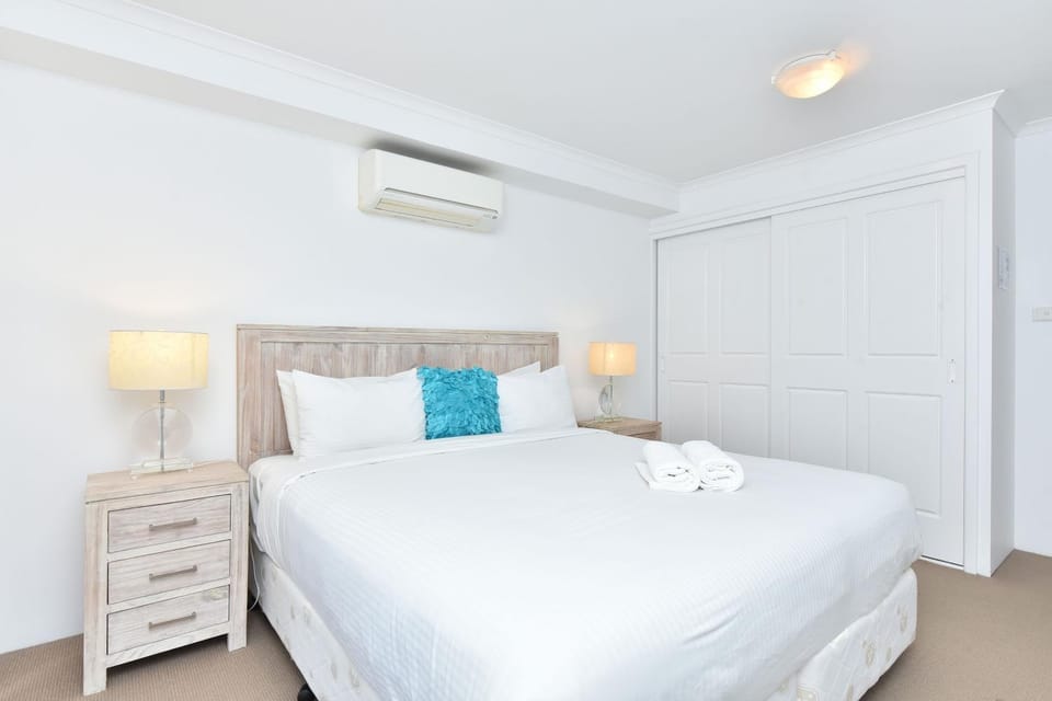 Nelson Towers Unit 37 71 Victoria Parade Apartment in Nelson Bay