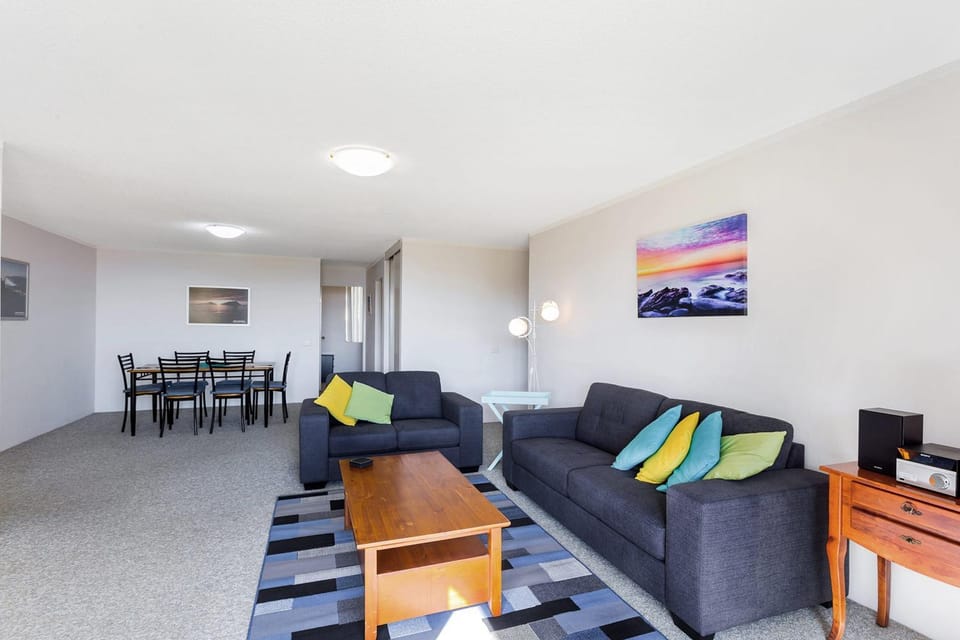 Portside Unit 8 1 Donald Street Apartment in Nelson Bay