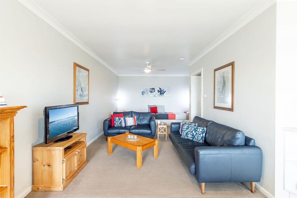 Quarterdeck 1 12 Magnus St fantastic unit with spectacular views Apartment in Nelson Bay
