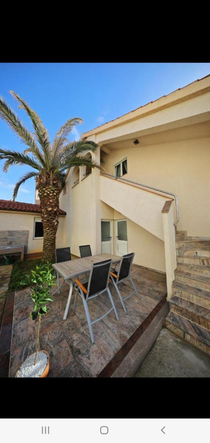 Patio, Day, Balcony/Terrace