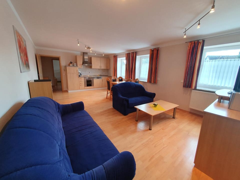 Living room, Photo of the whole room