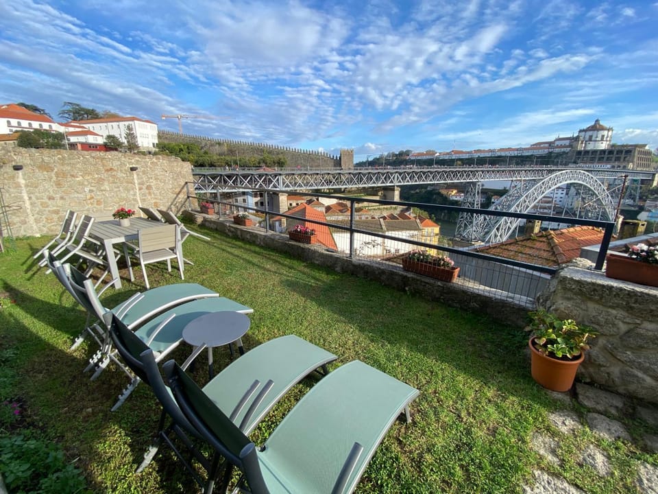 Garden, City view, Garden view, River view