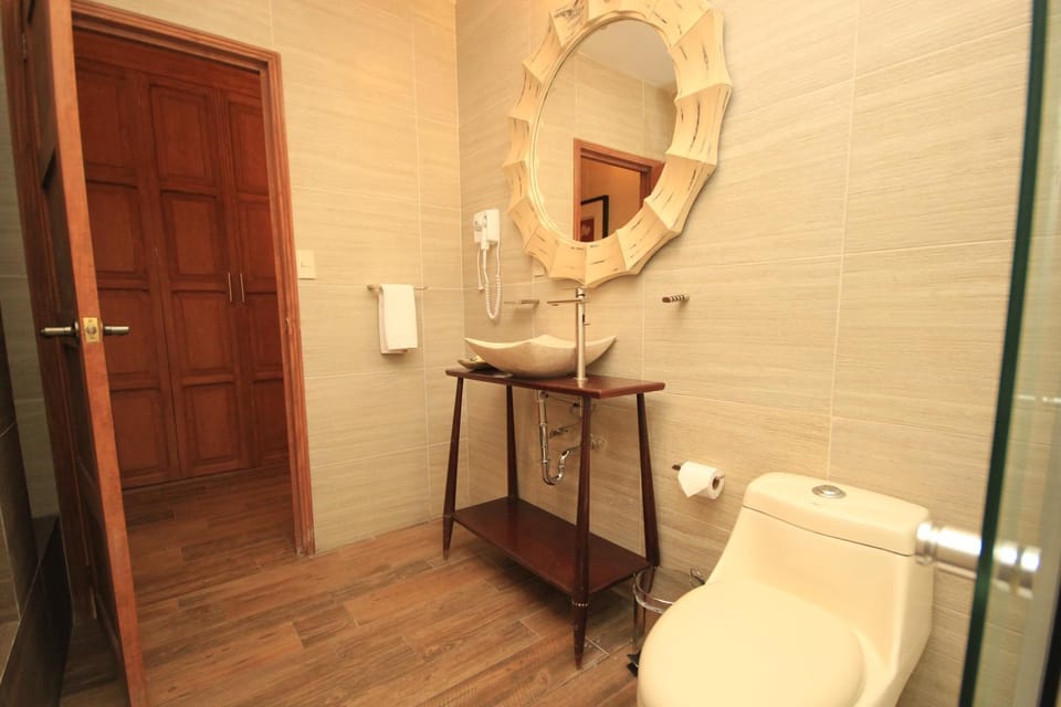 Toilet, Bathroom