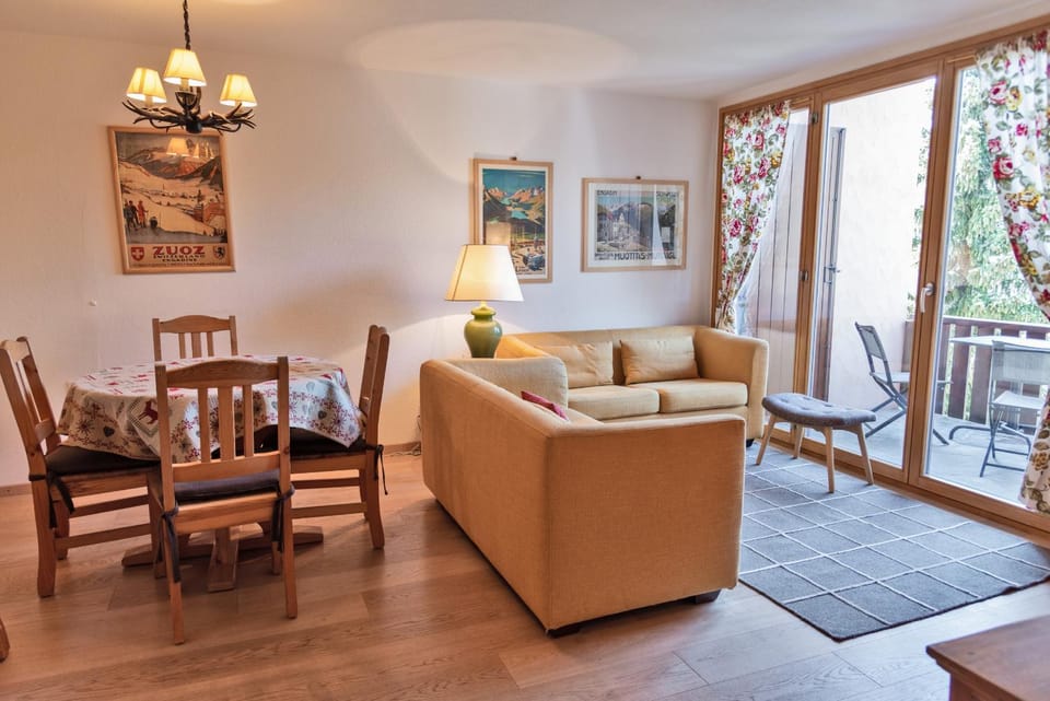 Chesa Alvra - Celerina Apartment in Samedan