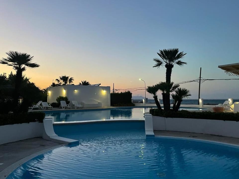 Natural landscape, Pool view, Sea view, Swimming pool, Sunset, sunbed