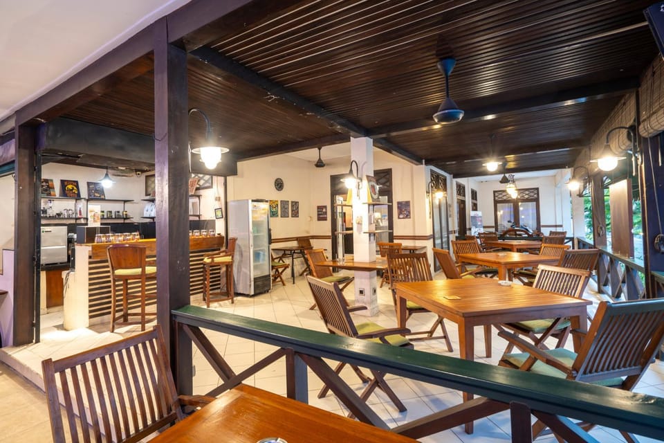 Lounge or bar
