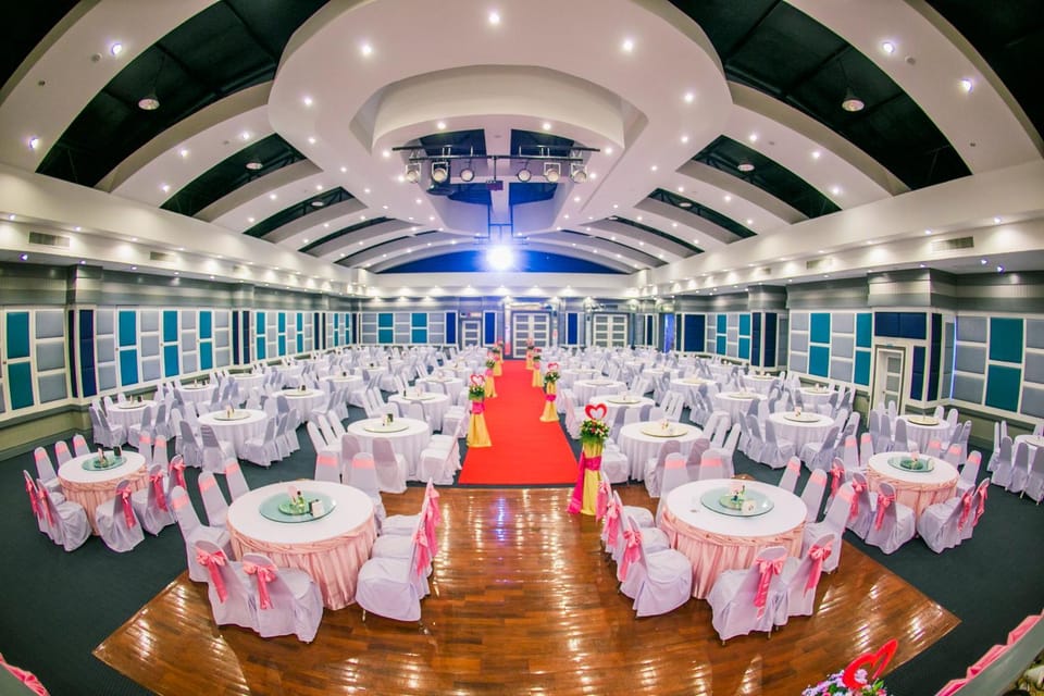 Raya Grand Hotel Hotel in Laos