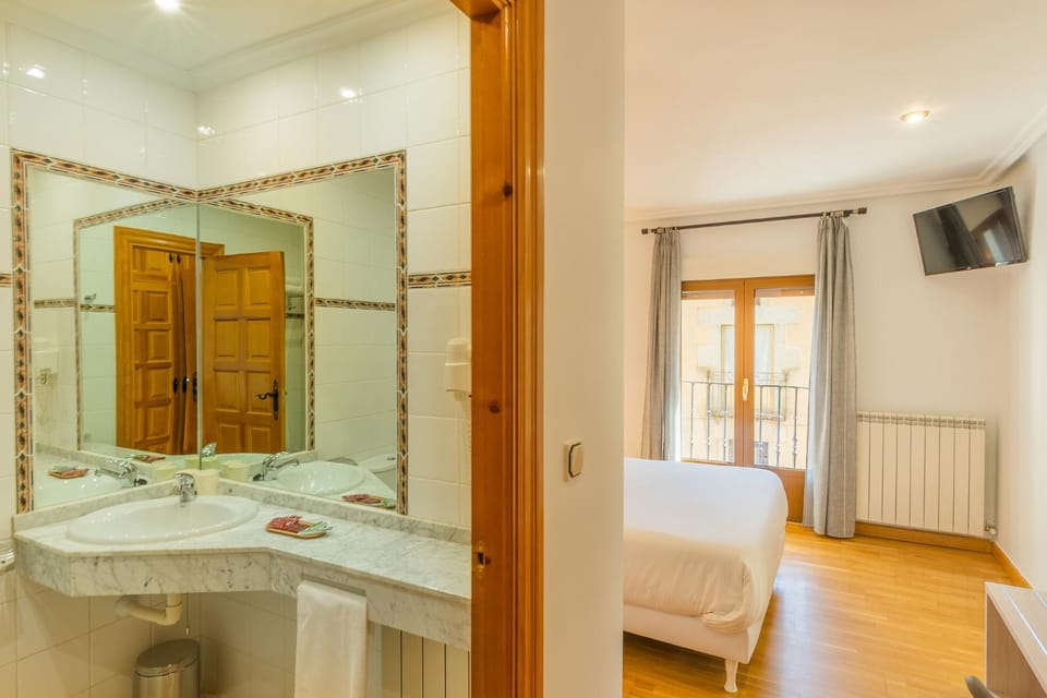 Hostal Gran Duque Bed and Breakfast in Extremadura, Spain