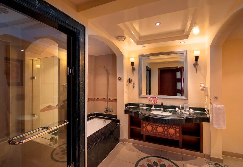 Premier Le Reve Hotel & Spa Sahl Hasheesh - Adults Only 16 Years Plus Resort in Hurghada