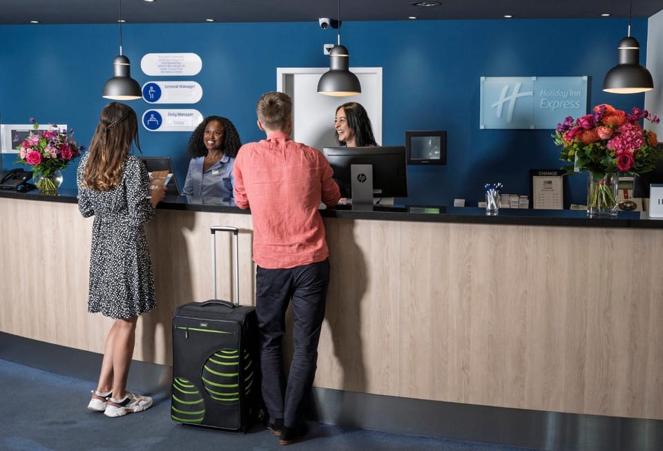 Property building, Staff, People, Lobby or reception