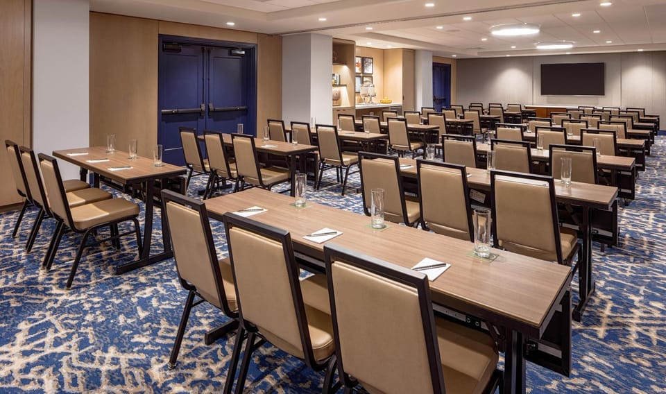 Meeting/conference room