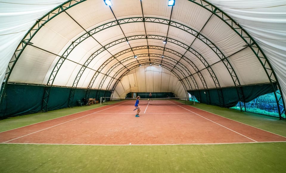 People, Tennis court, On site, group of guests